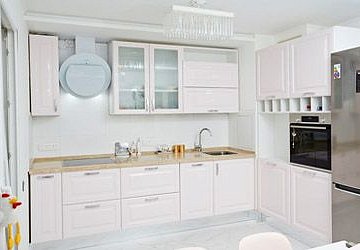 Угловая кухня неоклассика Париж эмаль/МДФ РН180510 