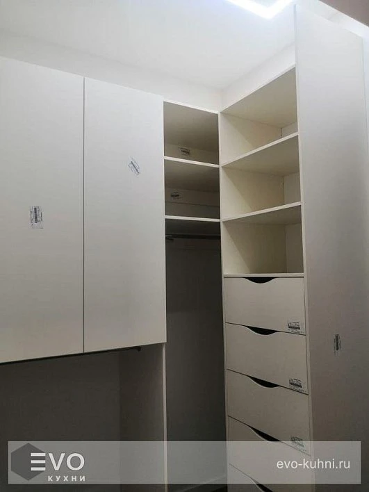 Шкафы в гаредеробную РТ220504Ш (фото 3)