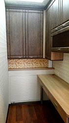 Кабинет Стол и подвесные шкафы1