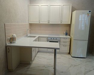 Угловая кухня неоклассика Эмилия Массив дуба с патиной РК190304 1