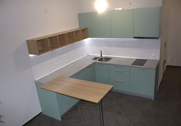 Кухня модерн МДФ/ПВХ мятная Soft Touch с барной стойкой ЛН200301