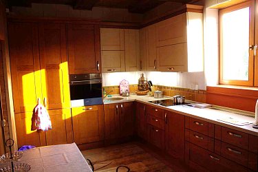Кухня массив ясеня Т501 №132 / №112 для загородного дома РС2005011
