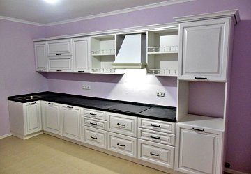 Угловая кухня неоклассика Париж-7 эмаль/МДФ с патиной РЯ181009