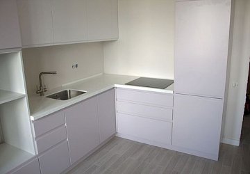 Угловая кухня модерн Бриз/Алвалайн эмаль/МДФ РБ190504