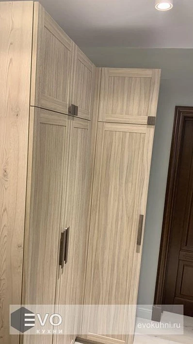 Шкаф угловой МШ210301 (фото 1)