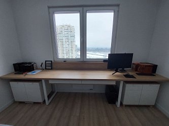 Стол и тумбы РТ230902Ш1