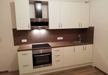 Прямая кухня модерн Айвори СофтТач пленка/МДФ ЛМ200202