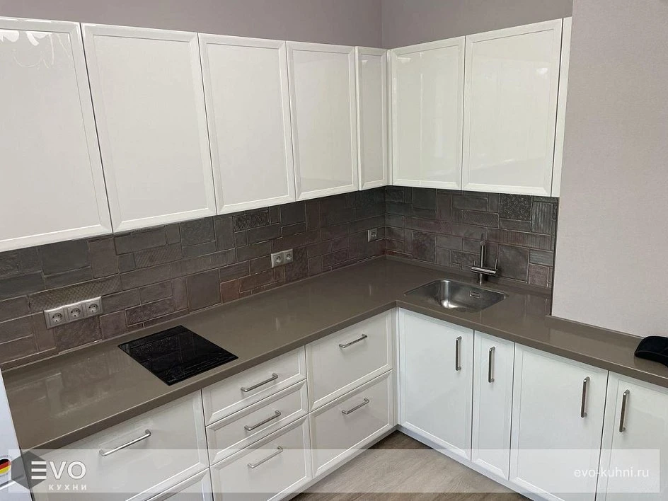 Кухня РЮ211103 (фото 1)