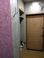 Прихожая встроенная со штангой1