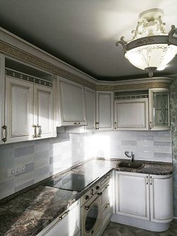 Угловая кухня классика Лоренцо ПП Бьянко пленка/МДФ МШ200902