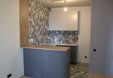 Кухня модерн Egger ЛДСП пепел / диамант серый U963 с баром ЛМ200102