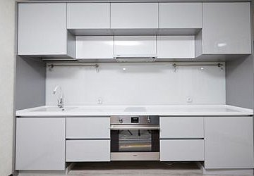 Прямая кухня хай-тек Альвик Blanco Colonal пластик/МДФ/ЛДСП РЯ180406