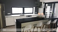 Technistone Essential Crystal Anthracite Pure (фото 6)