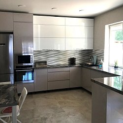 П-образная кухня модерн эмаль/МДФ