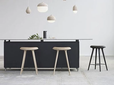 Стулья в кухонном интерьере, какие выбрать?