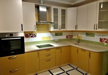 Угловая кухня модерн эмаль/МДФ 295х185 см